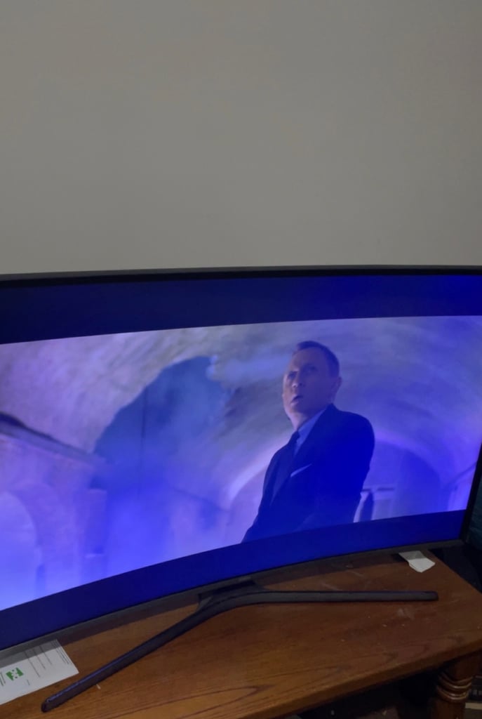 Samsung 50 inch curved smart TV