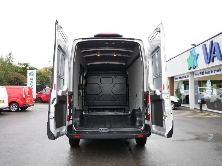 69 FORD TRANSIT 350 2.0 EBL 130 BHP MEDIUM H3 EXTRA HIGH ROOF TREND ( AIR CON )