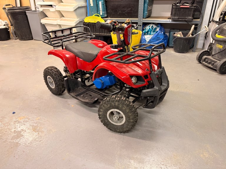 Kids 50cc quad bike like new 