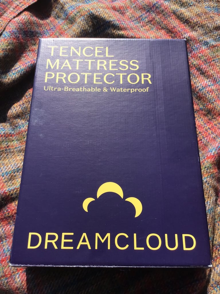 image for Dreamcloud Mattress Protector 
