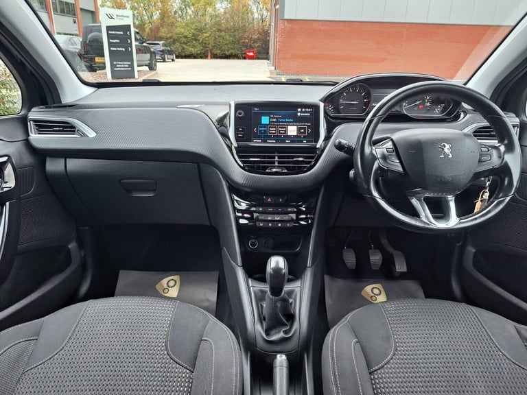 2018 Peugeot 208 1.2 PureTech Tech Edition Euro 6 (s/s) 5dr HATCHBACK Petrol Manual