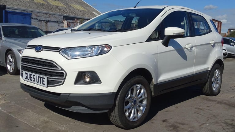 FORD ECOSPORT 1.5 Zetec 2015