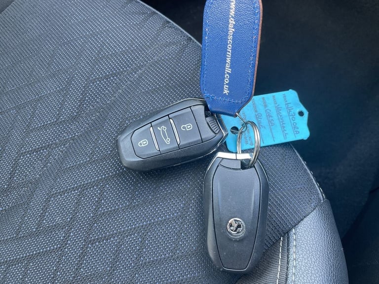 2020 Vauxhall Corsa Corsa 1.2T 100 PS Elite Nav Premium 5Dr Hatchback Petrol Manual