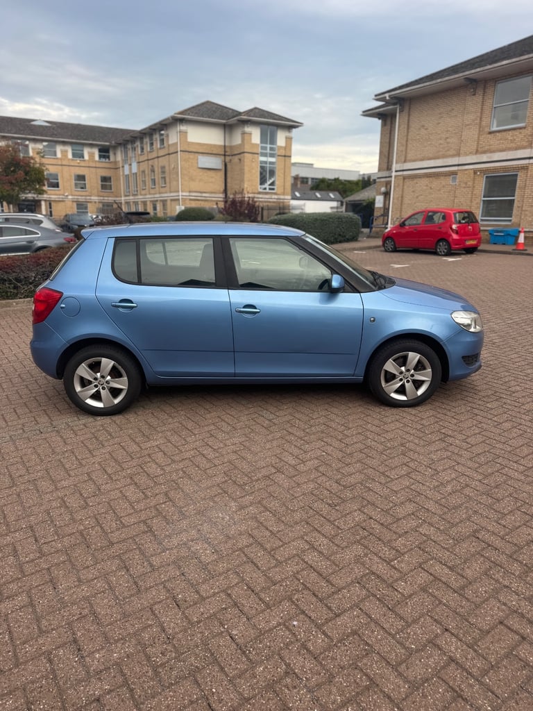 Skoda, FABIA, Hatchback, 2014, Manual, 1598 (cc), 5 doors