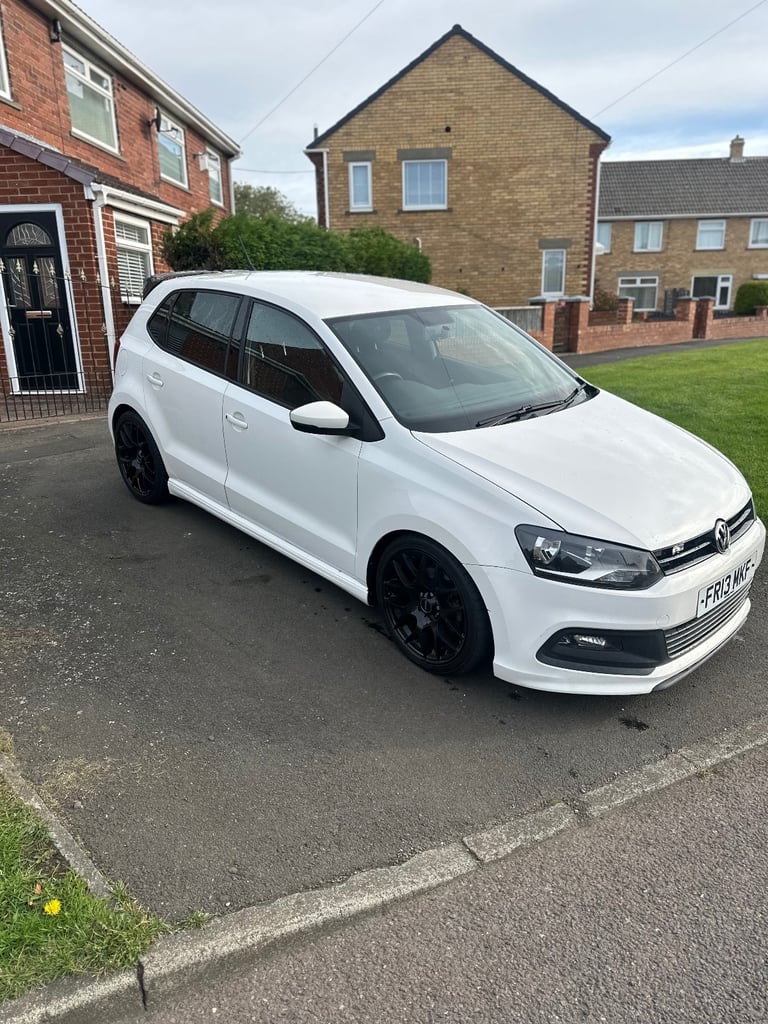 Volkswagen, POLO, Hatchback, 2013, Manual, 1197 (cc), 5 doors