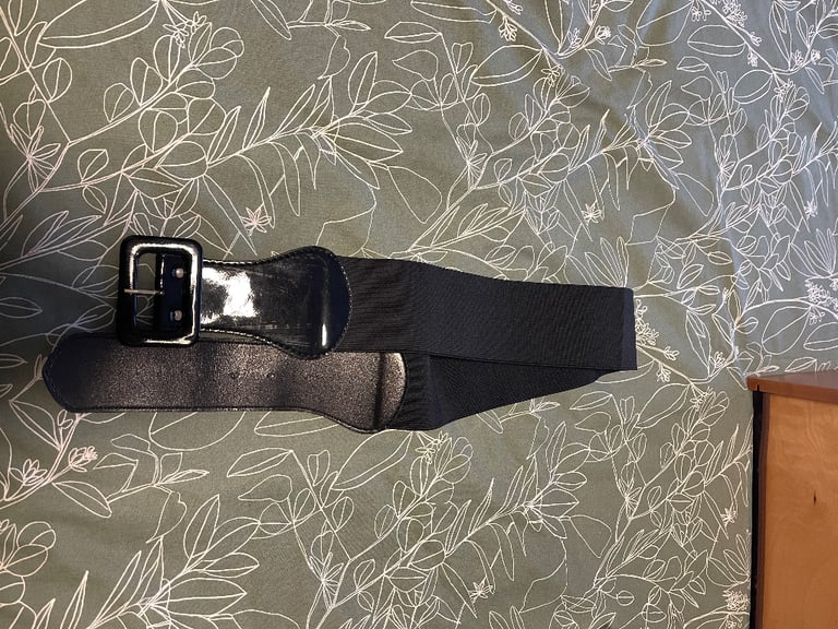 Ladies belt