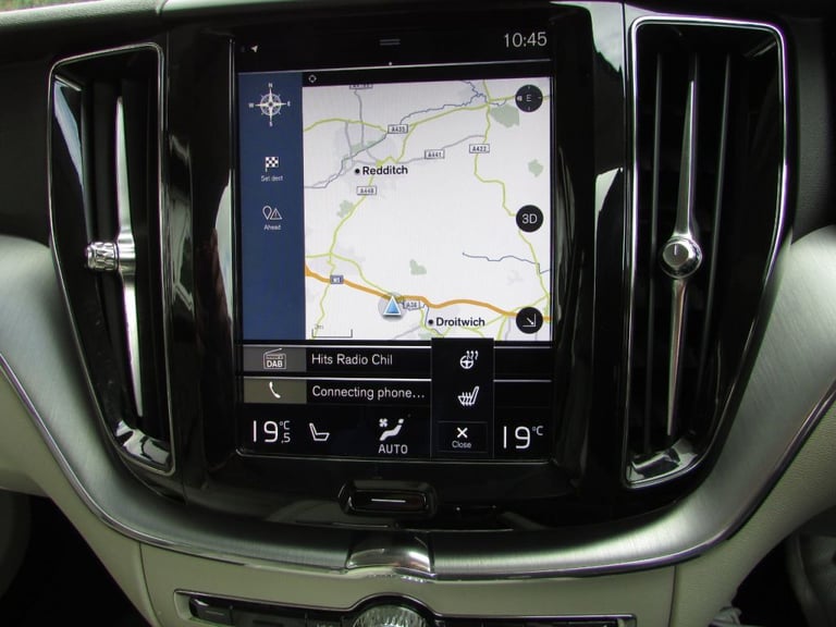  Volvo XC60 2.0 D4 Momentum 5dr AWD Geartronic Diesel