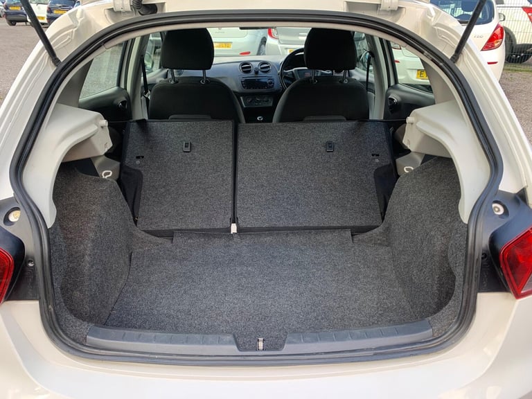2013 SEAT Ibiza 1.4 SE Euro 5 5dr HATCHBACK Petrol Manual