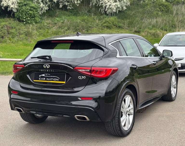 2016 Infiniti Q30 2.2d Premium DCT Euro 6 (s/s) 5dr HATCHBACK Diesel Automatic