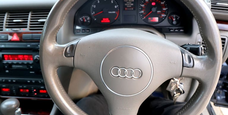 Audi A8, 2.8 Quattro, D2, Final Edition.