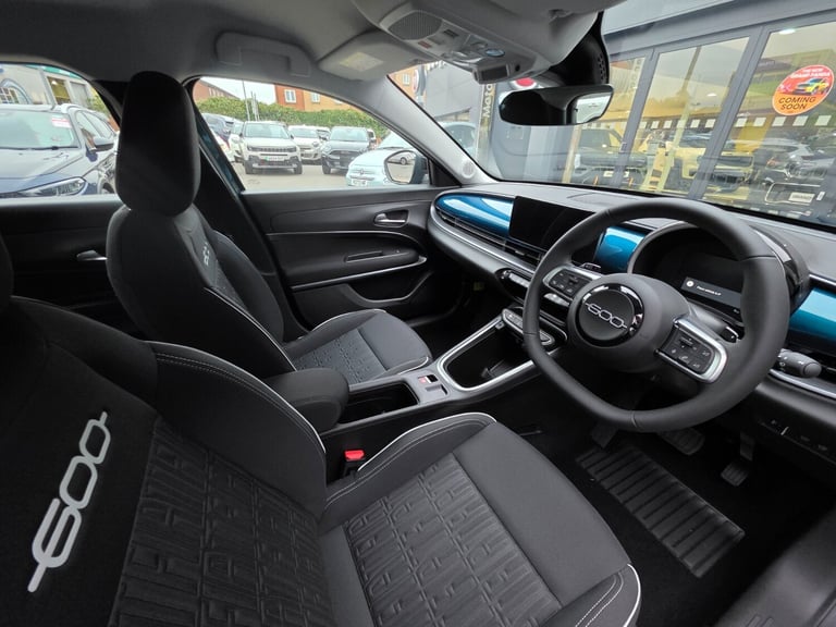 2025 Fiat 600 1.2 Hybrid 48V 5dr eDCT-6 Hatchback Petrol Automatic