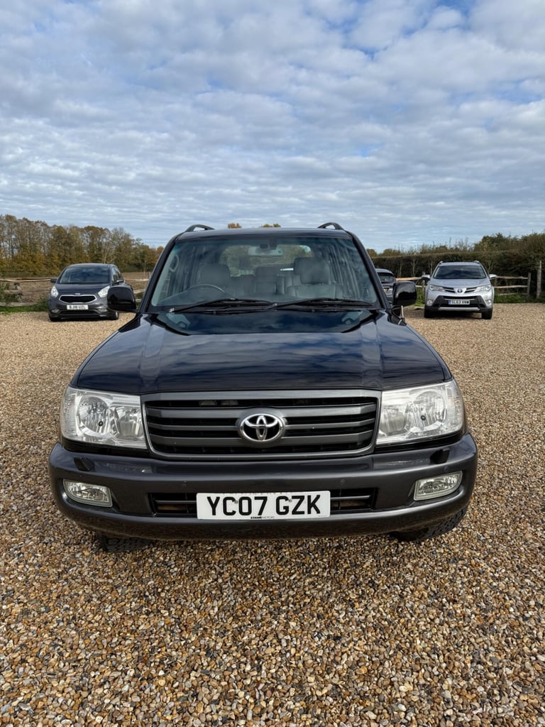  Toyota Land Cruiser Amazon 4.2 TD SUV 5dr Diesel Automatic (282 g/km, 201 bhp) Diesel Automatic
