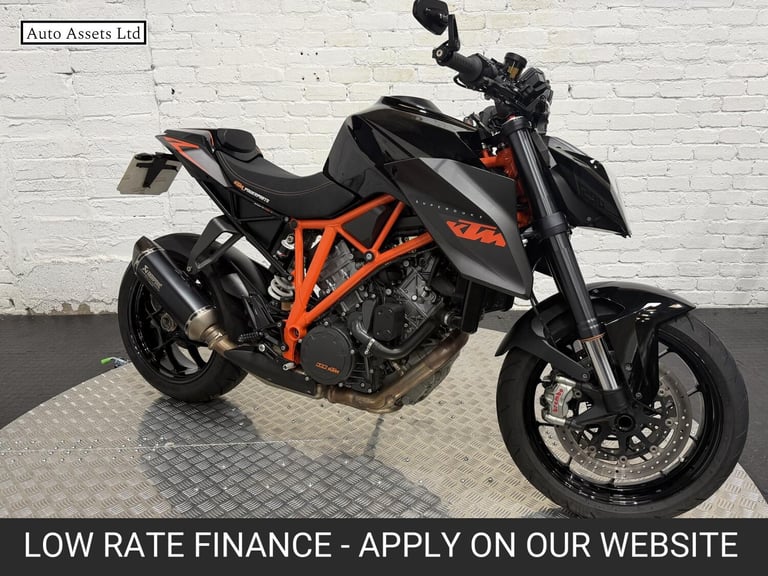 2016 KTM 1290 Super Duke R 1290 Naked Petrol Manual (172 ps) Naked Petrol Manual