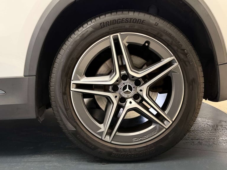 2020 Mercedes-Benz GLA 2.0 GLA 220 AMG Line Premium+ D 4Matic Auto 4WD 5dr SUV Diesel Automatic