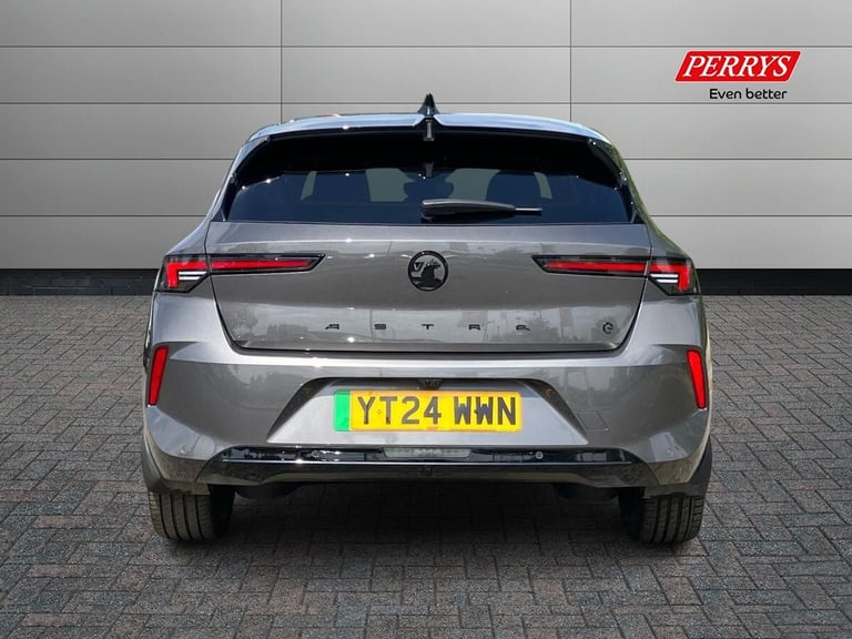 2024 Vauxhall Astra 115kW Ultimate 54kWh 5dr Auto Hatchback Electric Automatic