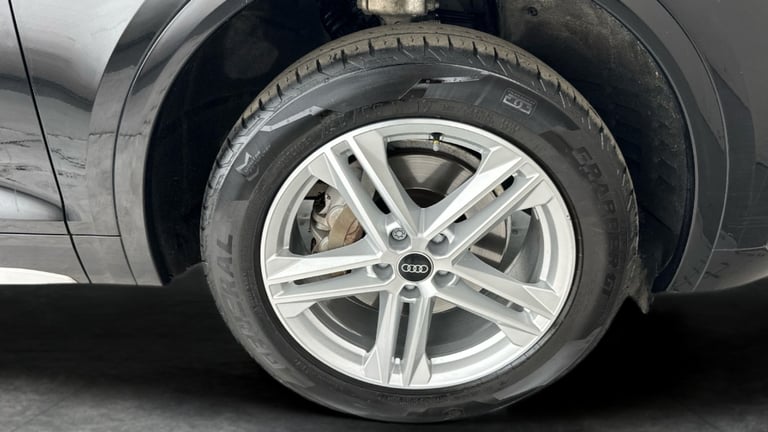 2021 Audi Q5 2.0 TDI 40 S line SUV 5dr Diesel S Tronic quattro Euro 6 (s/s) (204 ps) - L Suv Dies...
