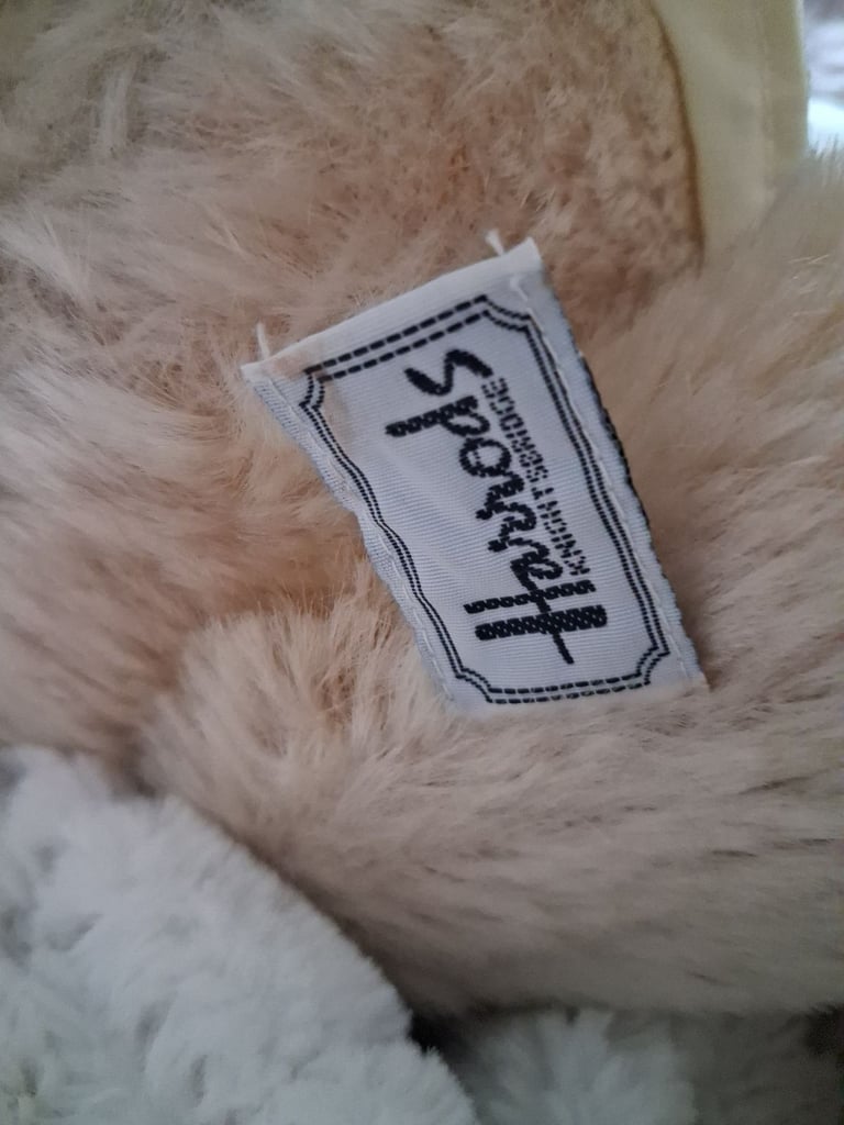 Collectable harrods bear 