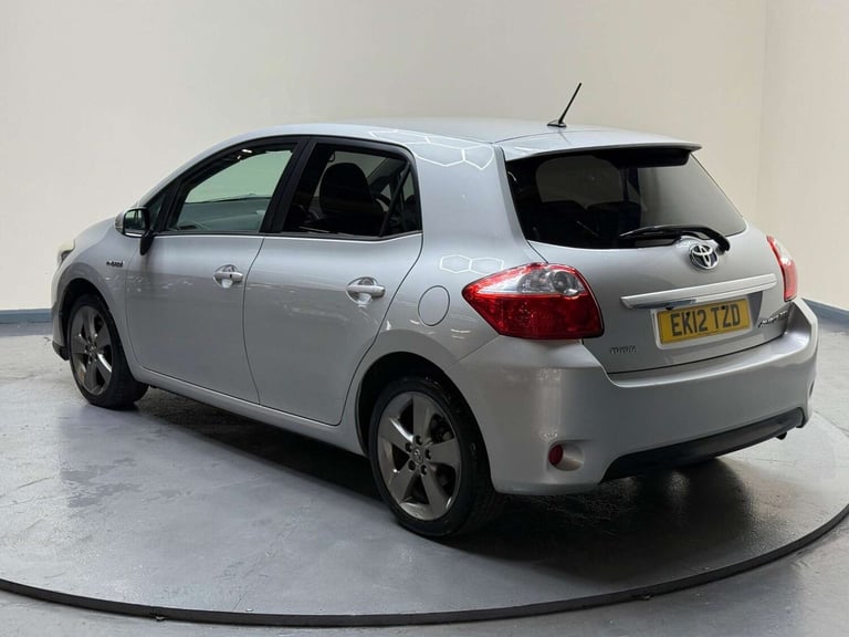 2012 Toyota Auris 1.8 VVT-h T Spirit CVT Euro 5 (s/s) 5dr Hatchback Hybrid Automatic