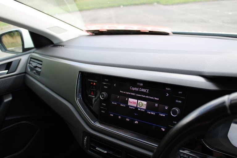 2018 Volkswagen Polo 1.0 TSI SE Euro 6 (s/s) 5dr HATCHBACK Petrol Manual