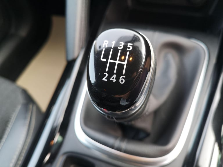 2017 Renault Kadjar 1.5 dCi Dynamique S Nav Euro 6 (s/s) 5dr HATCHBACK Diesel Manual