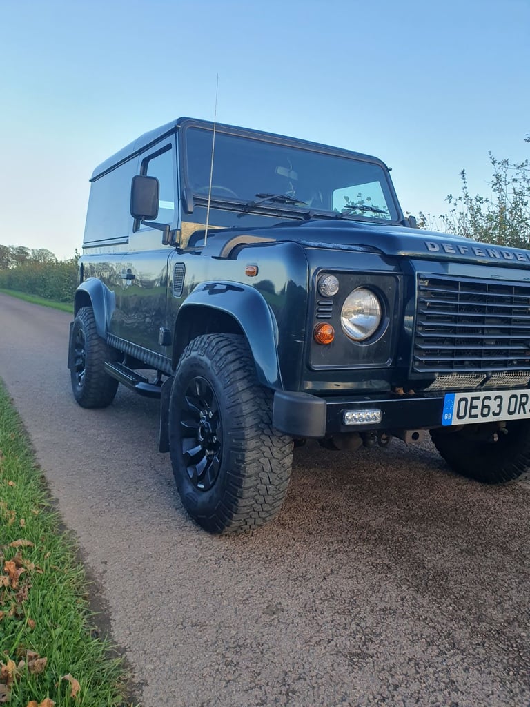 LAND ROVER DEFENDER 90 COUNTY 2014