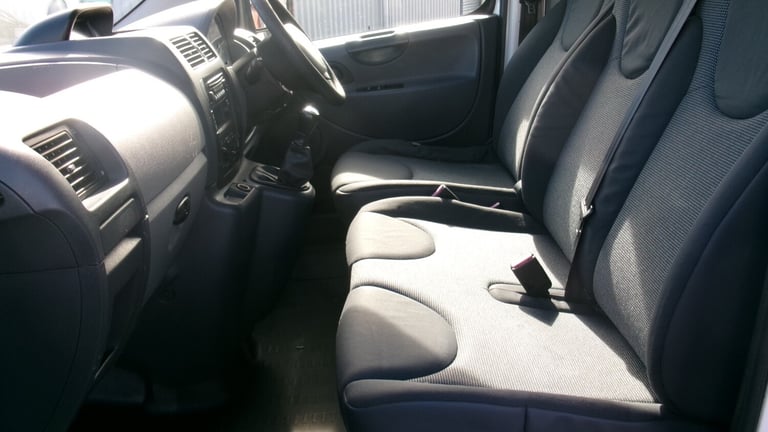 2013 Peugeot Expert 1000 1.6 HDi 90ps H1 Professional Van NO VAT PANEL VAN Diesel Manual