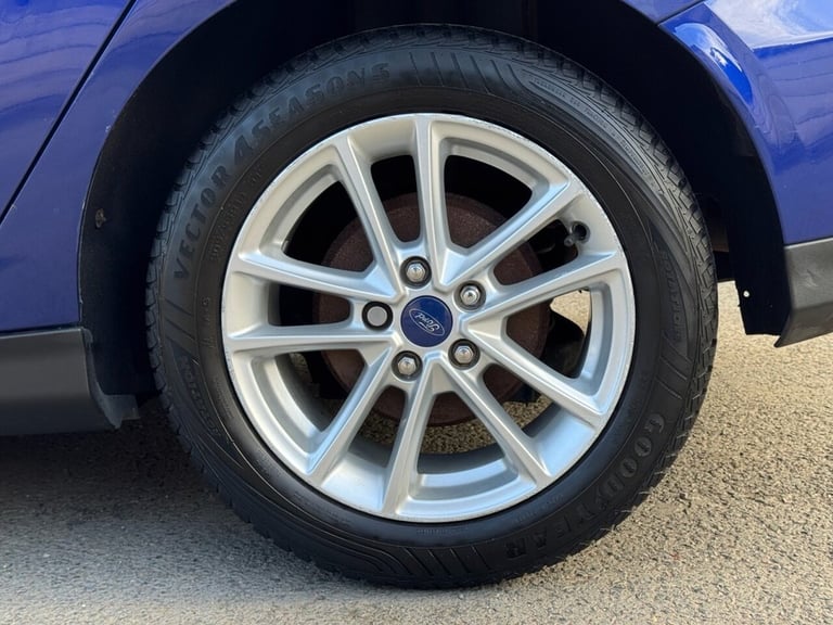 2016 Ford Focus 1.0 EcoBoost 125 Zetec 5dr Auto HATCHBACK PETROL Automatic