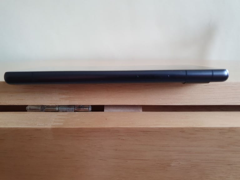 Google Pixel 7a – new, unlocked and De-Googled