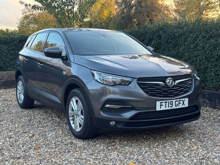 image for 2019 Vauxhall Grandland X 1.2 Grandland X SE T S/S 5dr SUV Petrol Manual