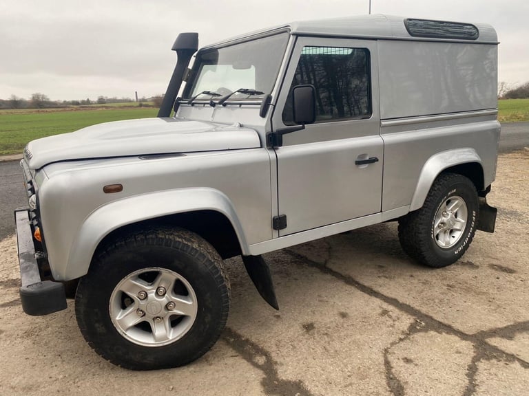 2008 Land Rover Defender 90 2.4 TDCi County Hard Top SUV 4WD SWB Euro 4 3dr PANEL VAN Diesel Manual