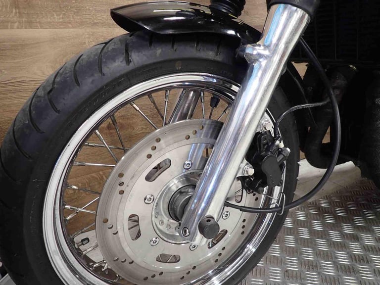 TRIUMPH LEGEND 885 1999
