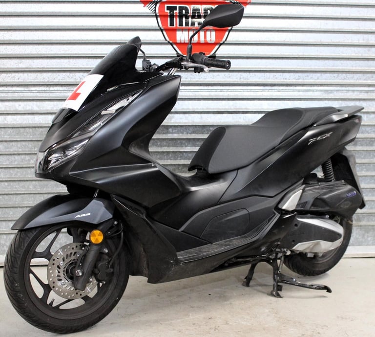 2025 25 HONDA WW 125 A-P PCX PCX125 MATT BLACK SCOOTER HPI CLEAR TRADE SALE 1K