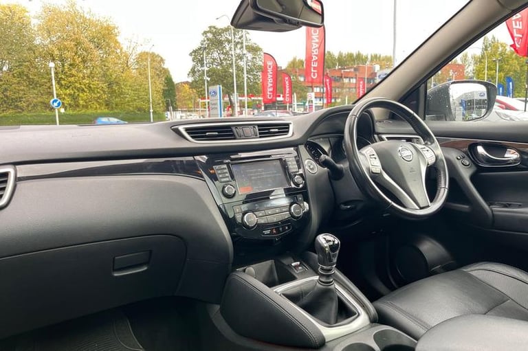2016 Nissan Qashqai 1.2 DiG-T Tekna [Non-Panoramic] 5dr HATCHBACK PETROL Manual