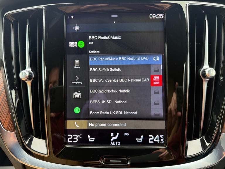 2021 21 VOLVO V60 2.0 T6 - PETROL HYBRID - 340Ps - AWD - INSCRIPTION - 1 OWNER -