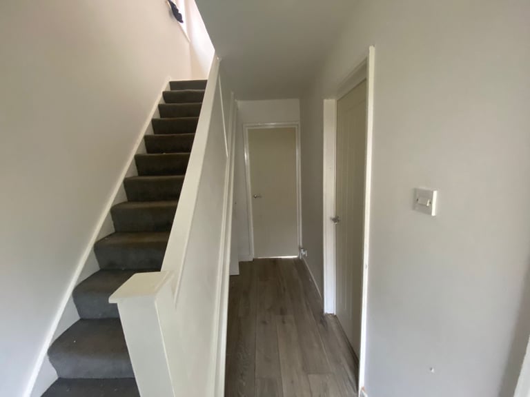 3 Bedroom Property For Sale - Clydach 