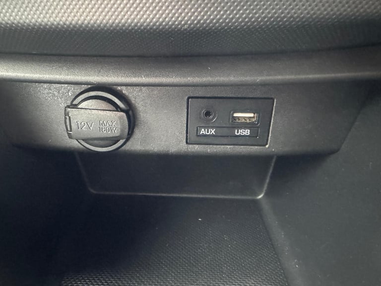 Hyundai i10 Play 1.0 Euro 6 5dr 2019 (69) Only 47K Ideal 1st Car