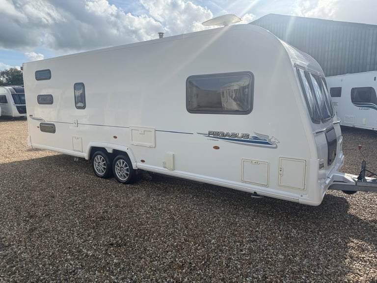 2011 Bailey Pegasus 646 quard motor mover
