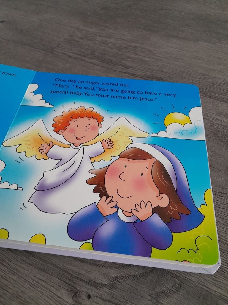 Children's Christmas books x5 Peppa Pig Farmyard Tales Santa Claus