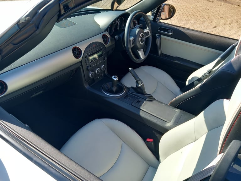 2012 Mazda MX-5 2.0i Kuro Roadster 2dr Petrol Manual Euro 5 (160 ps) Petrol