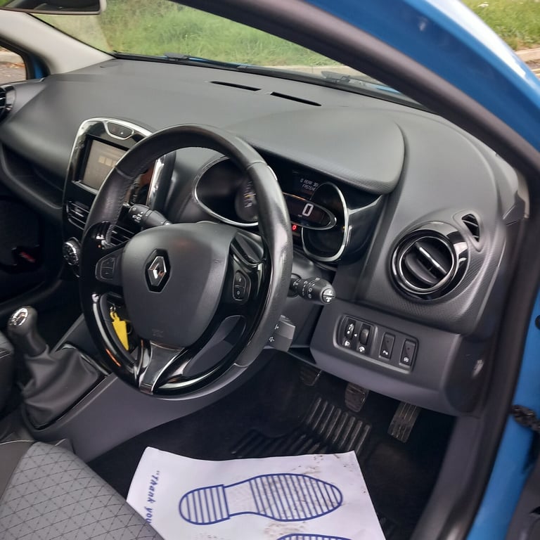 2013 Renault Clio 1.5 dCi 90 Dynamique S MediaNav Energy 5dr HATCHBACK Diesel Manual