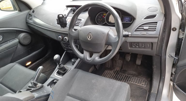 £35 Tax Cheap Renault Megane 1.5 DCI Low Insurance Full Service History (QASHQAI TOURAN VAN ASTRA)