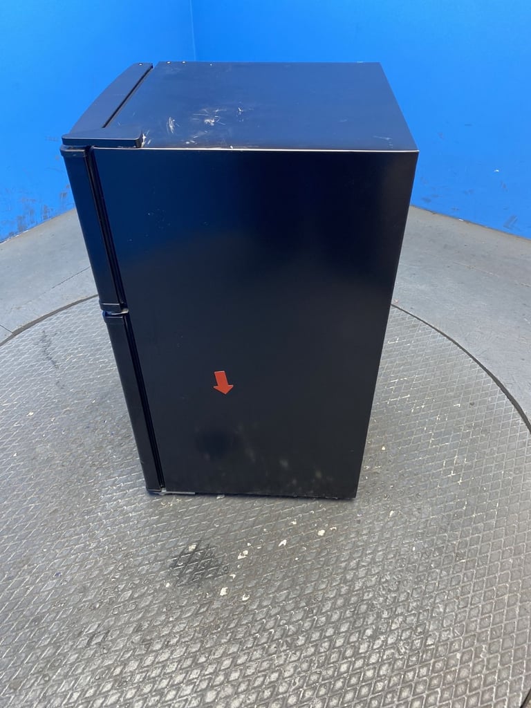 Igenix IG347FFB 96 Litre Under Counter Fridge Freezer