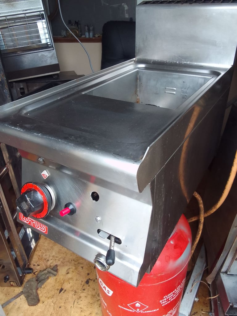 Catering equipment commercial Gas restaurant kitchen trailer items 