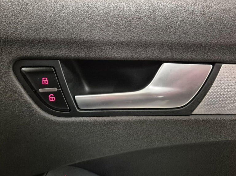 2013 Audi A4 2.0 TDI SE Technik Euro 5 (s/s) 4dr SALOON Diesel Manual