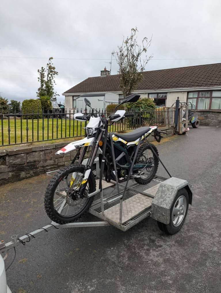 Motorcycle trailer 
