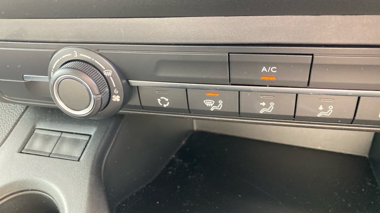 2022 Vauxhall Combo Life 1.5 Turbo D SE XL 5dr [7 seat] MPV DIESEL Manual