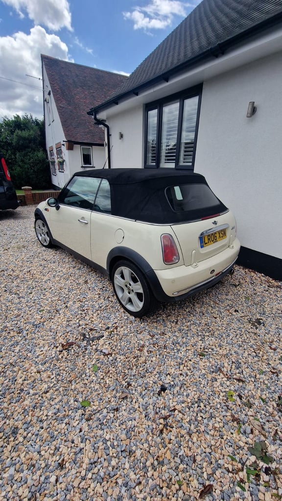 image for Mini, CONVERTIBLE, Convertible, 2006, Manual, 1598 (cc), 2 doors