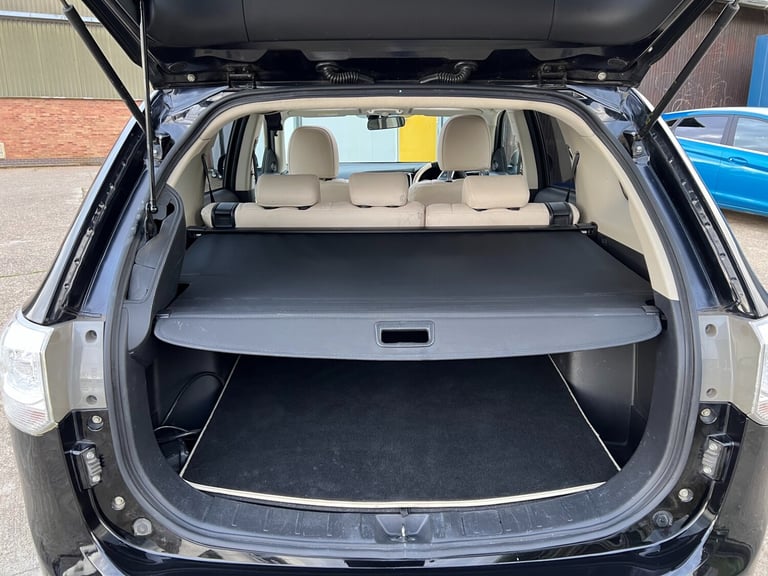 2015 Mitsubishi Outlander 2.0 PHEV GX5h 5dr Auto ESTATE Petrol Parallel Phev Automatic