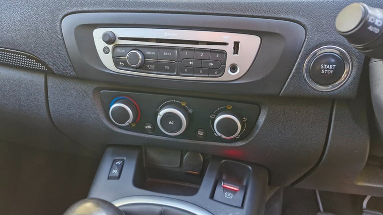 2013 Renault Scenic 1.5 dCi Dynamique TomTom 5dr MPV Diesel Manual