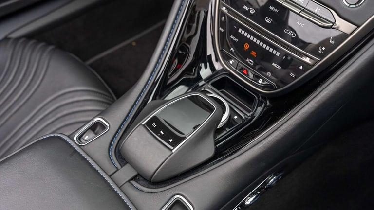 2020 Aston Martin DB11 V8 Volante 2dr Touchtronic Auto CONVERTIBLE PETROL Automatic